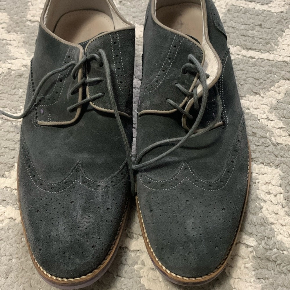 Kenneth Cole dress shoes